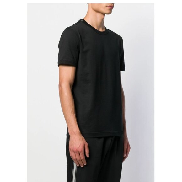 Dolce & Gabbana Logo Crew Neck Plain T-Shirt in Black - Picture 2 of 7